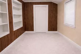 [Address not provided], Lindenhurst, NY 11757 - Photo 15