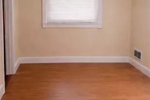 [Address not provided], Lindenhurst, NY 11757 - Photo 5