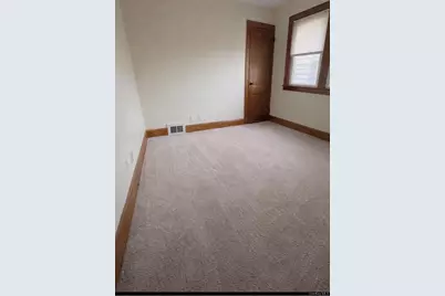 [Address not provided], Lindenhurst, NY 11757 - Photo 11