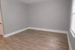 [Address not provided], Lindenhurst, NY 11757 - Photo 9