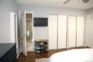 22 Berkshire Rd, West Babylon, NY 11704 - Photo 15