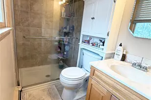 22 Berkshire Rd, West Babylon, NY 11704 - Photo 17