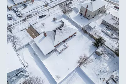 34 Pine Street, Hicksville, NY 11801 - Photo 5