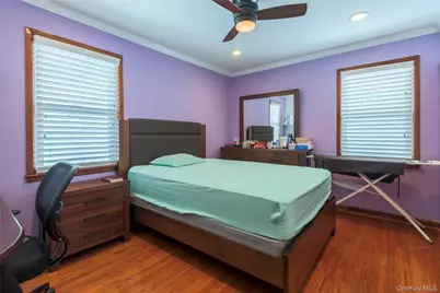 34 Pine Street, Hicksville, NY 11801 - Photo 21