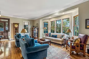 40 Park Way, Sea Cliff, NY 11579 - Photo 9