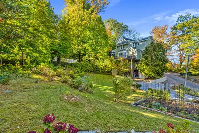 40 Park Way, Sea Cliff, NY 11579 - Photo 3