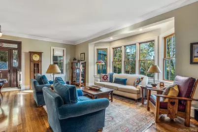 40 Park Way, Sea Cliff, NY 11579 - Photo 9