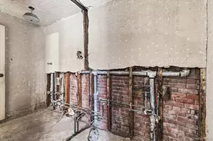 200 W 139th St, New York, NY 10030 - Photo 45