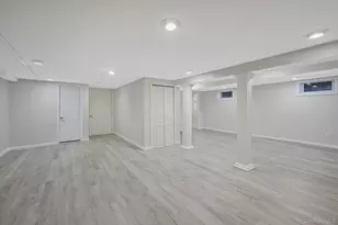 8 Sunset Ave, Wheatley Heights, NY 11798 - Photo 19