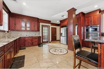 8 Eastway, Bronxville, NY 10708 - Photo 19