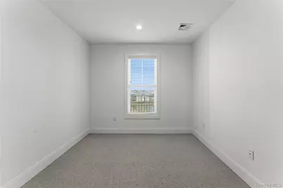 237 Marina Pointe Drive #237, East Rockaway, NY 11518 - Photo 13