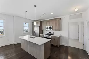 237 Marina Pointe Dr, East Rockaway, NY 11518 - Photo 9