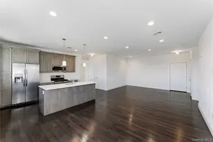 237 Marina Pointe Dr, East Rockaway, NY 11518 - Photo 7