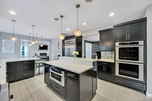 9 Homecoming Pl, East Setauket, NY 11733 - Photo 27