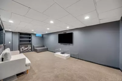 9 Homecoming Place, East Setauket, NY 11733 - Photo 47