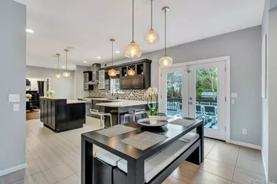 9 Homecoming Place, East Setauket, NY 11733 - Photo 19