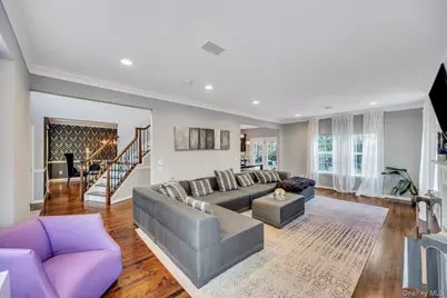 9 Homecoming Place, East Setauket, NY 11733 - Photo 17