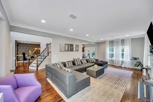 9 Homecoming Pl, East Setauket, NY 11733 - Photo 17