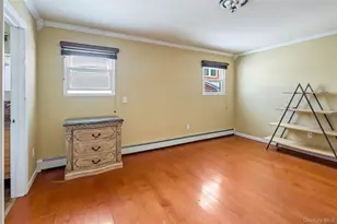 31-14 Healy Ave, Far Rockaway, NY 11691 - Photo 17