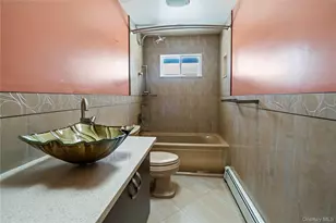 31-14 Healy Ave, Far Rockaway, NY 11691 - Photo 19