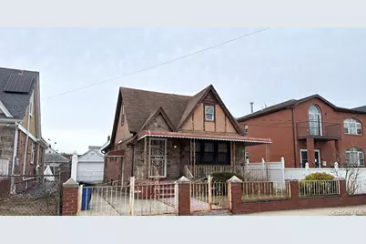 135-15 220th Place, Springfield Gardens, NY 11413 - Photo 3