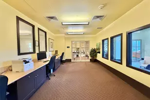 300 Mamaroneck Ave, White Plains, NY 10605 - Photo 19