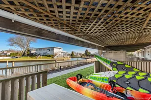 3047 Mitchell Rd, Westhampton, NY 11978 - Photo 21