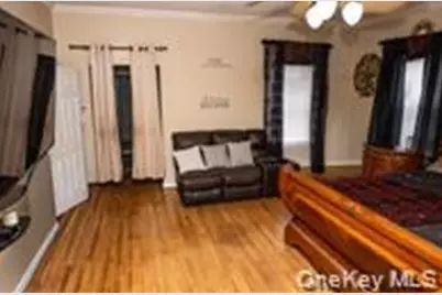 24 Whaley Street, Freeport, NY 11520 - Photo 11