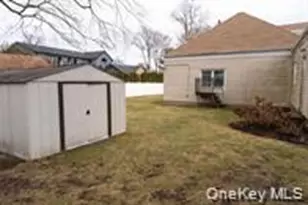 24 Whaley St, Freeport, NY 11520 - Photo 31