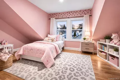 23 Pineview Boulevard, Central Islip, NY 11722 - Photo 17