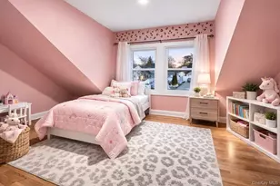 23 Pineview Blvd, Central Islip, NY 11722 - Photo 17