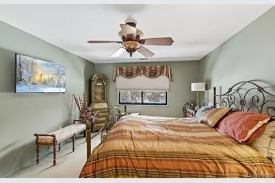 44 Country Club Drive, Jericho, NY 11753 - Photo 19