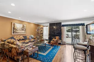 44 Country Club Dr, Jericho, NY 11753 - Photo 9