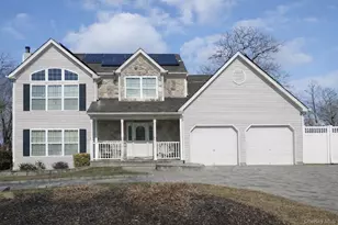 7 Harwood Way, Coram, NY 11727 - Photo 47