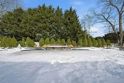 7 Harwood Way, Coram, NY 11727 - Photo 35