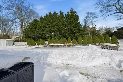 7 Harwood Way, Coram, NY 11727 - Photo 33