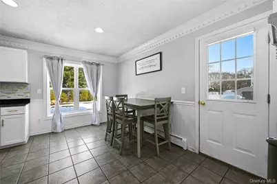 7 Harwood Way, Coram, NY 11727 - Photo 11