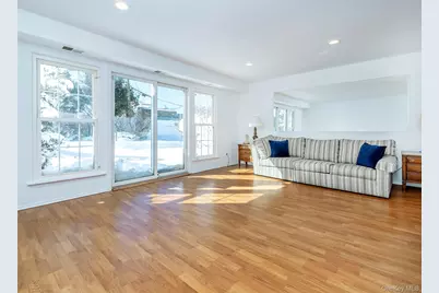 78 Santa Barbara Drive, Plainview, NY 11803 - Photo 17