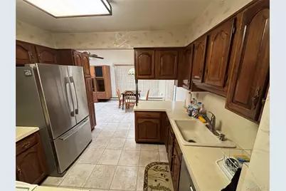 660 Hewlett Street, Franklin Square, NY 11010 - Photo 11