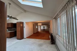 660 Hewlett St, Franklin Square, NY 11010 - Photo 13