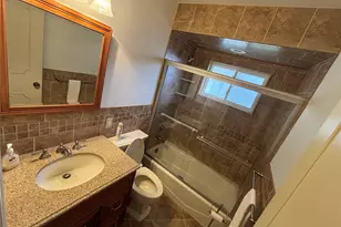 660 Hewlett St, Franklin Square, NY 11010 - Photo 19