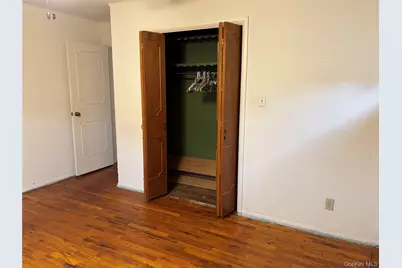 660 Hewlett Street, Franklin Square, NY 11010 - Photo 21