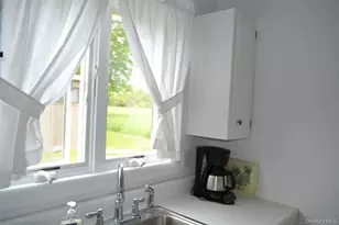 34A Sag Harbor Rd, East Hampton, NY 11937 - Photo 9