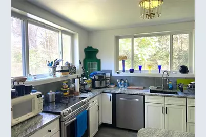 46 Patricia Lane, Clinton Corners, NY 12514 - Photo 9