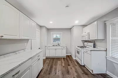 49 Main Street, West Sayville, NY 11796 - Photo 31