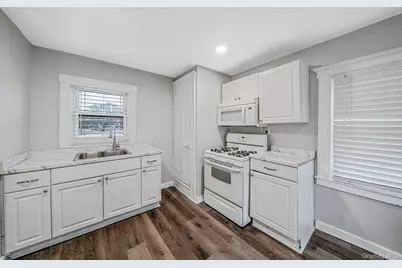 49 Main Street, West Sayville, NY 11796 - Photo 33