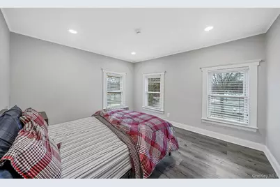 49 Main Street, West Sayville, NY 11796 - Photo 27