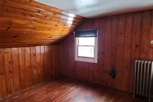 34 Pineview Blvd, Central Islip, NY 11722 - Photo 15