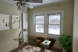 34 Pineview Blvd, Central Islip, NY 11722 - Photo 9