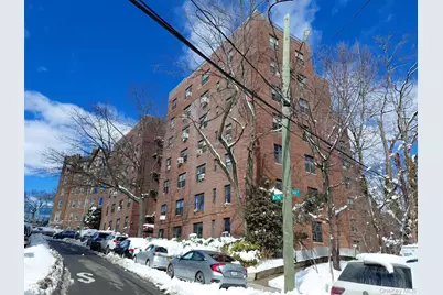 445 W 240th Street #2G, Bronx, NY 10463 - Photo 3